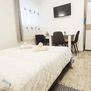  Apartment Close To Sandy